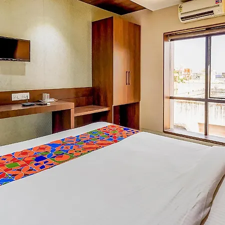 Fabhotel Eros 211 - Nr Sreebhumi Kolkata Exterior photo