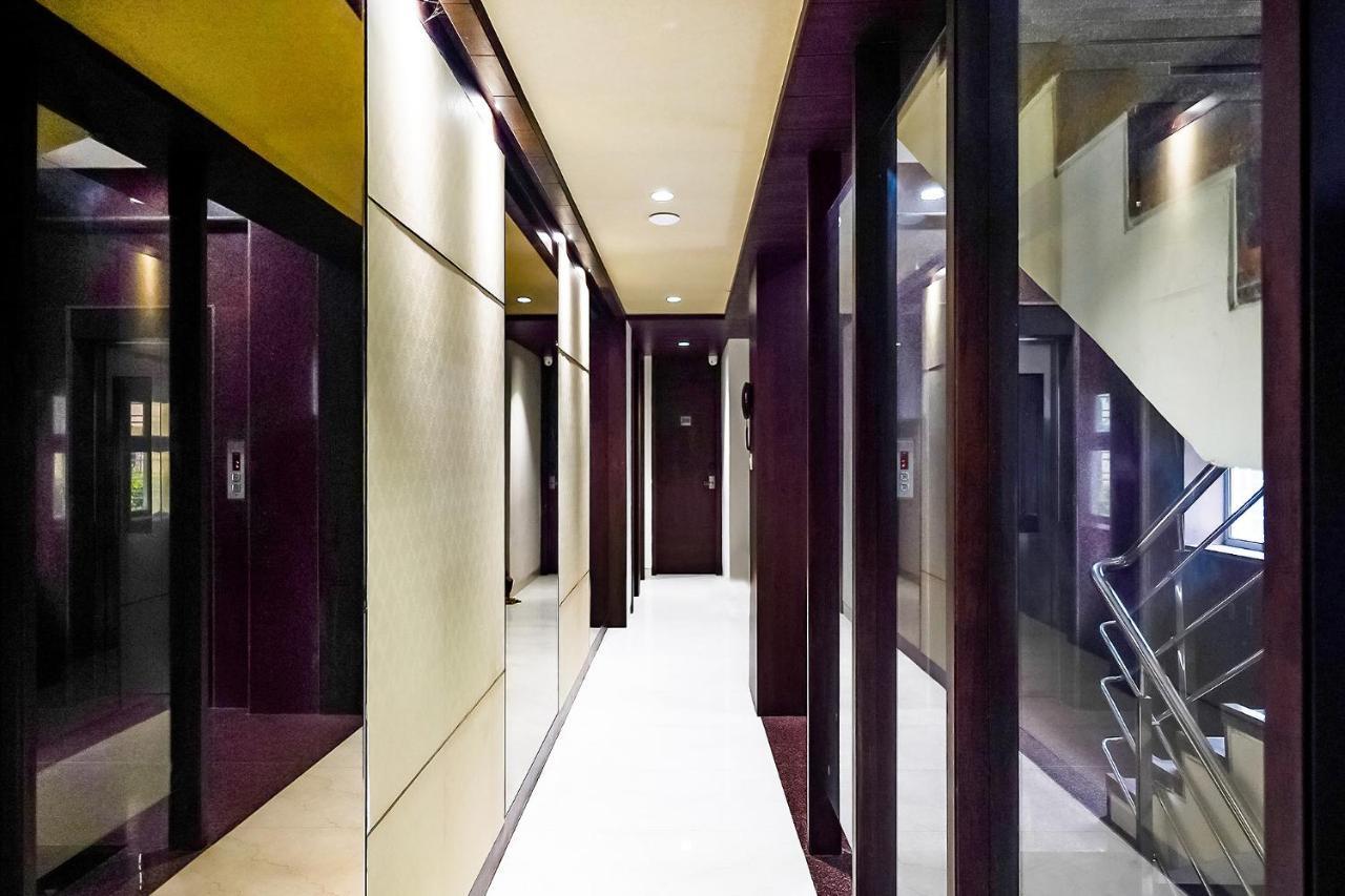 埃洛斯Fabhotel酒店211-Nr Sreebhumi