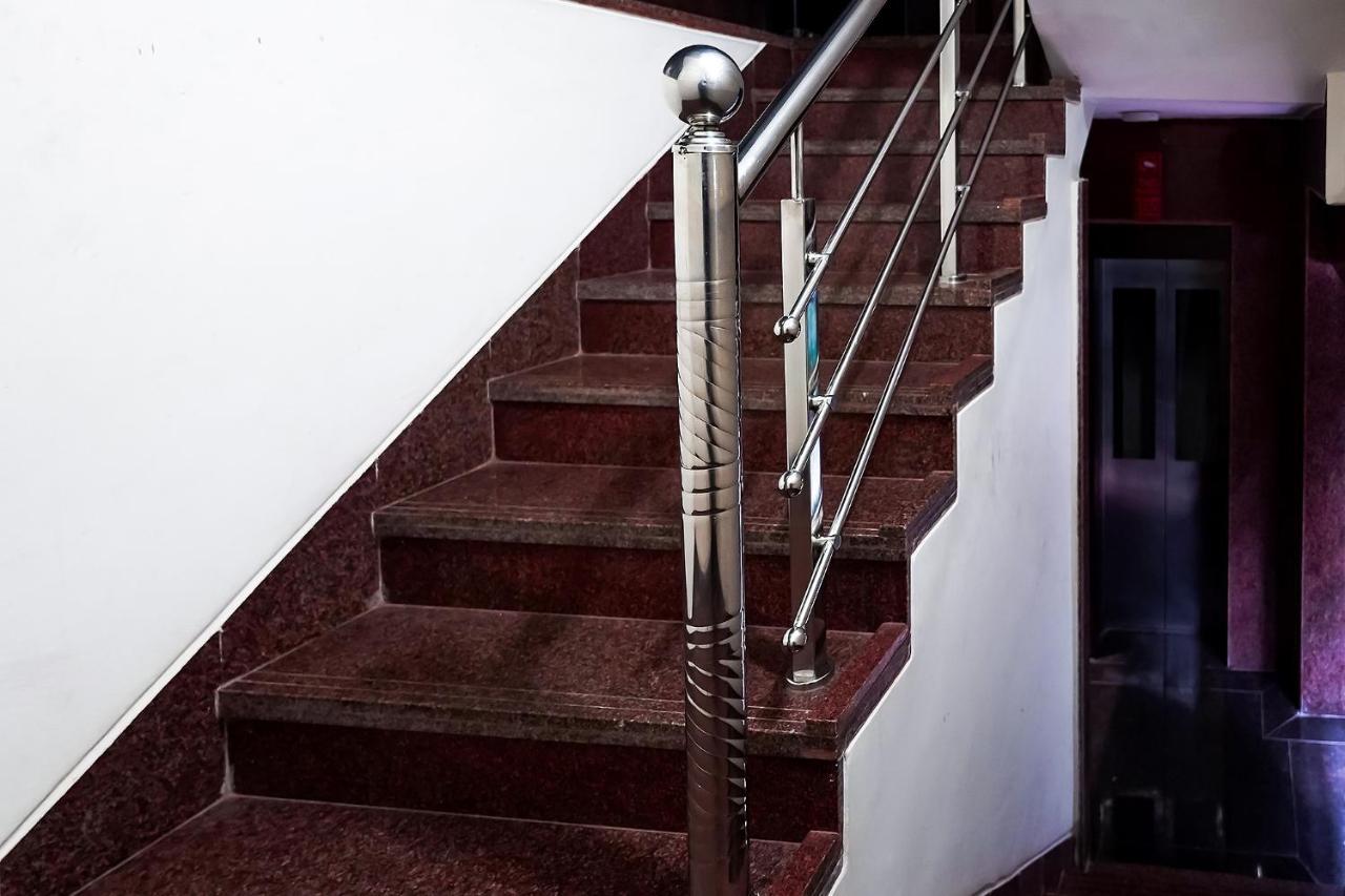 Fabhotel Eros 211-Nr Sreebhumi酒店
