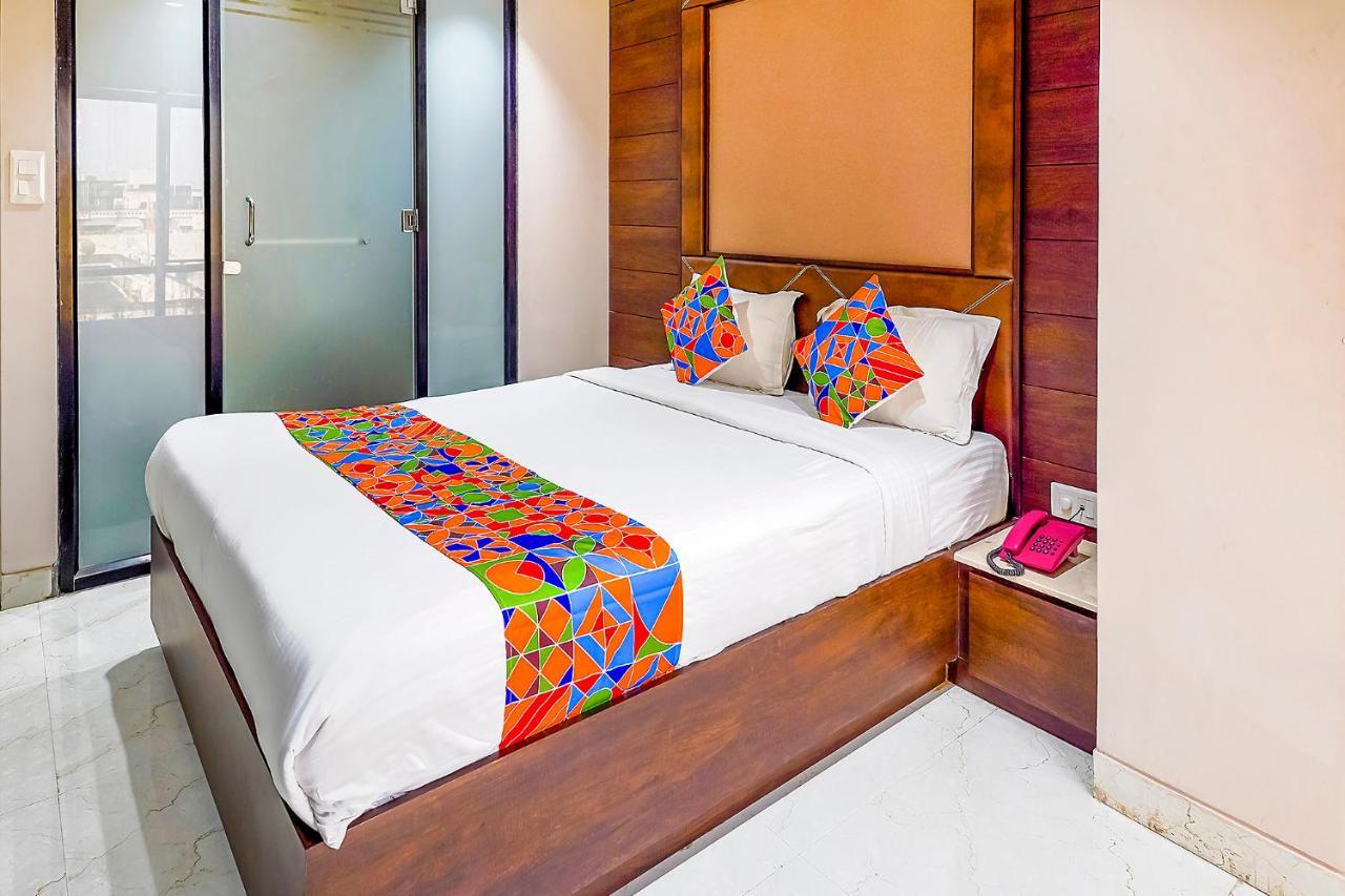 Hotel Fabhotel Eros 211 - Nr Sreebhumi