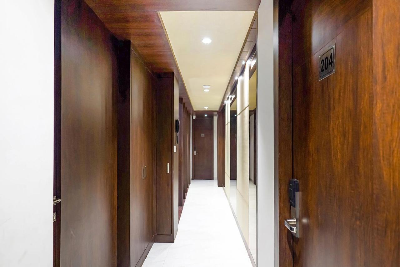 Fabhotel Eros 211-Sreebhumi Nr酒店3*