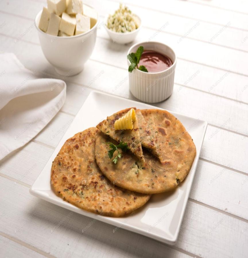 Fabhotel Eros 211 - Nr Sreebhumi Hotel